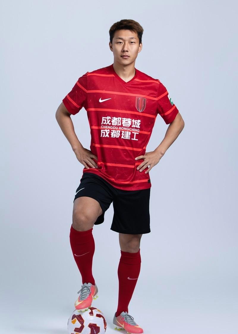 开云app -包含成都蓉城训练开放日，赛前外线爆发引欢呼，NBA常规赛在即，赛季目标并未改变的词条