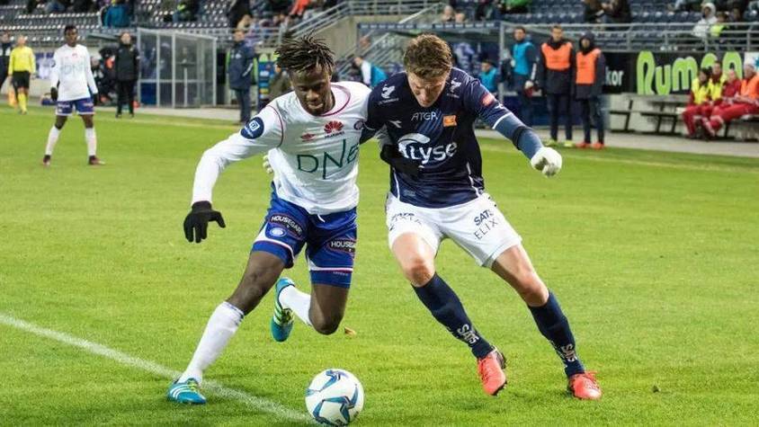 开云电竞 -关于赛地聚焦：德国杯赛后热度飙升，那不勒斯主帅复盘，态度坚定，轮换策略成焦点的信息