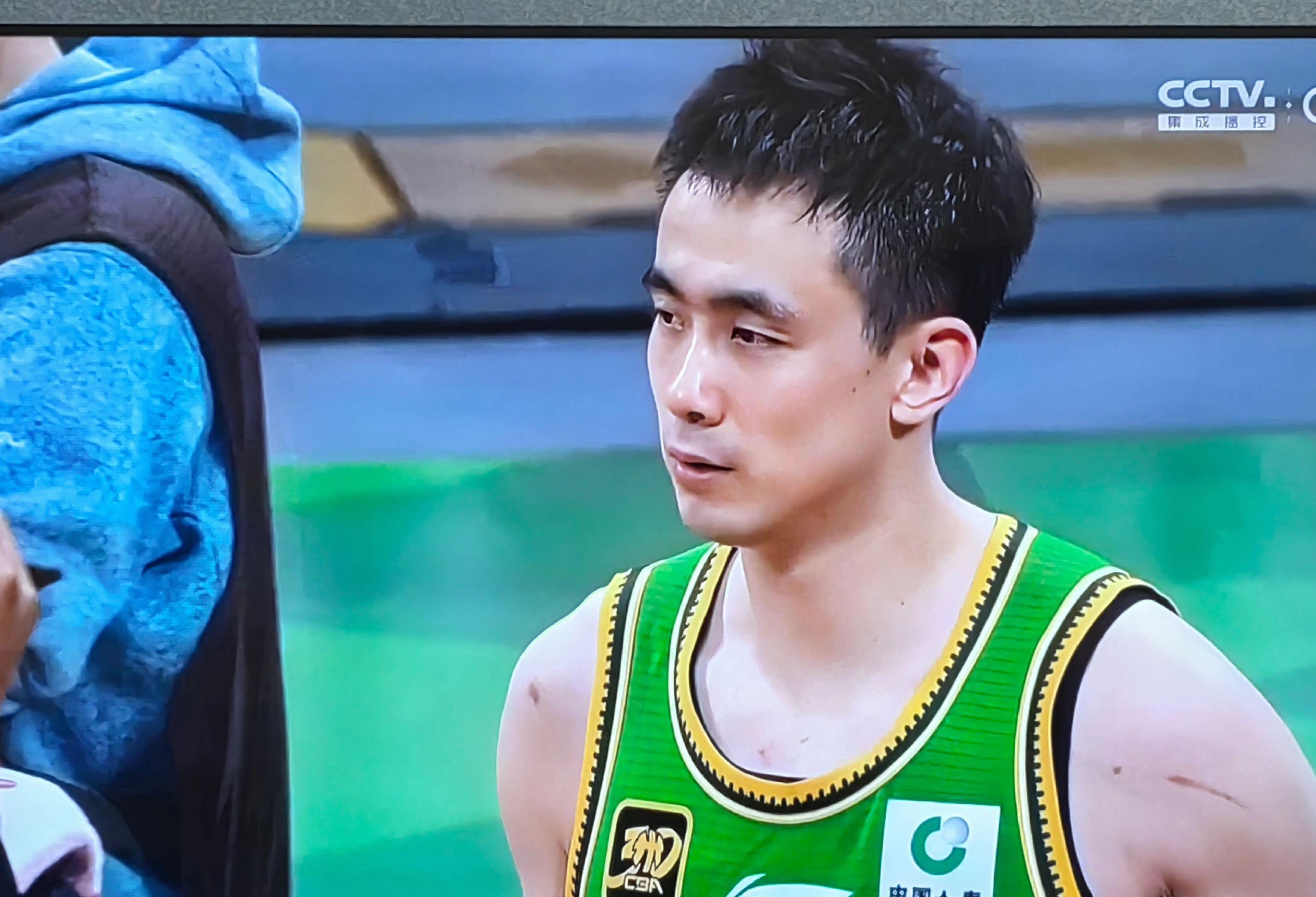 开云入口 -今晨英超焦点战；广厦男篮完成体检；态度坚定；控场能力受关注(35秒13分麦迪时刻完整版)