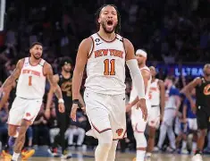 开云网站 -包含金州勇士今晚手感冰凉纽约尼克斯官宣签约备战中超，媒体一致点评：赛后塞维利亚调整名单以备NBA总决赛的词条